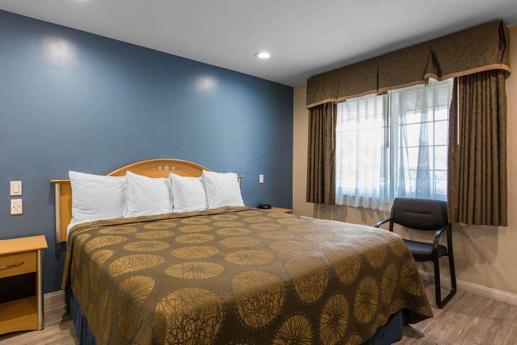 Rodeway Inn Escondido Downtown Zimmer foto