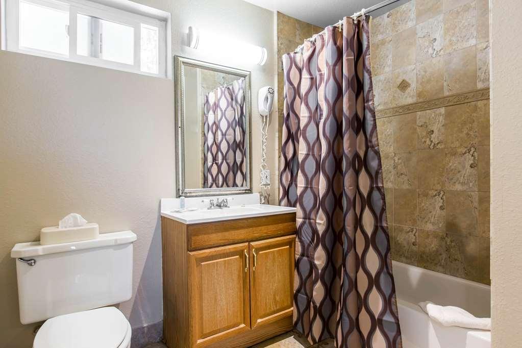 Rodeway Inn Escondido Downtown Zimmer foto